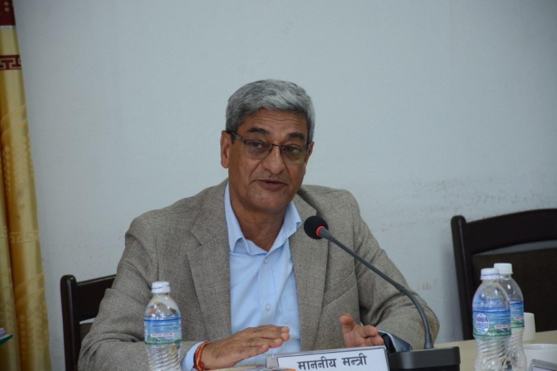 सहकारी ठगीमा संलग्न आरोपीलाई यथाशीघ्र पक्राउ गर्न गृहमन्त्रीलाई समितिको निर्देशन 